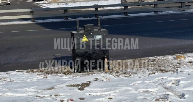 🚗В 17-м районе появились устройства, похоже, для зарядки электромобилей.. или не для электромобилей.. Что..