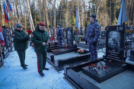 🖤 В БАЛАШИХЕ ПОЧТИЛИ ПАМЯТЬ ПОГИБШИХ НА СВО! 
В годовщину начала специальной военной операции мы, вместе с..