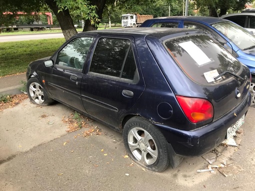 🚘  В городском округе Коломна продолжают выявлять брошенные и длительное время неэксплуатируемые..