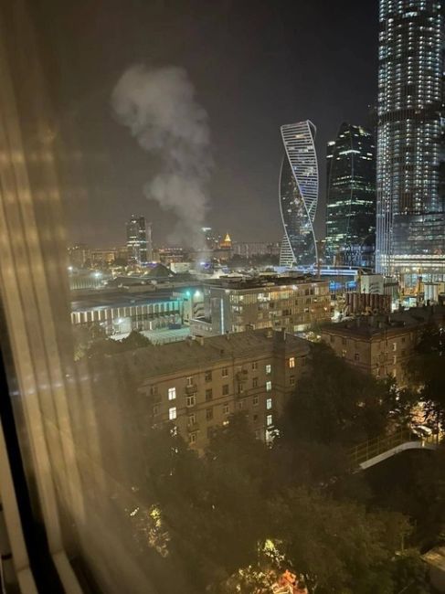 Мэр столицы Сергей Собянин сообщил, что ночью при попытке пролёта на Москву силами ПВО был уничтожен..