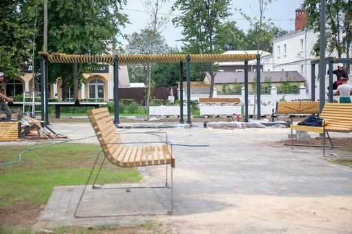 🌳🌲 Благоустройство сквера у здания администрации в Коломне выходит на финишную прямую: подрядчики уже..