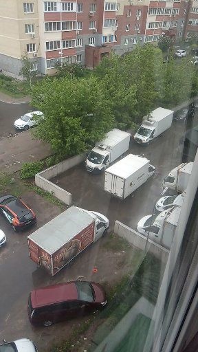 г. Мытищи, ул. Колпакова, д.23В, уже два года осуществляет свою работу в жилой зоне склад "Озон", который своей..