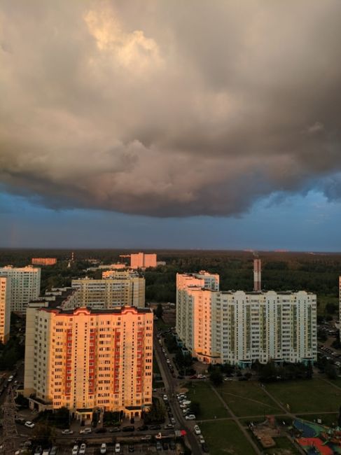 Немного облаков вам в ленту..