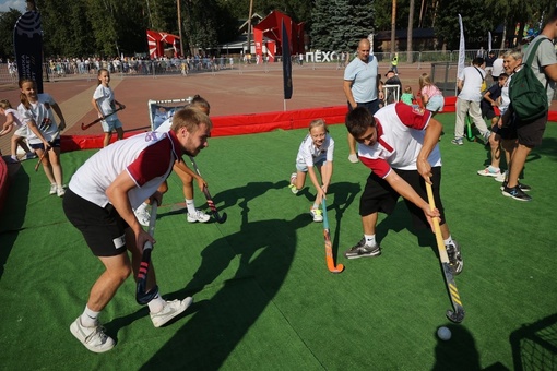 Фестиваль «Русское лето. ZаРоссию» стартовал в Балашихе.  🏒💪На площади перед Ледовым дворцом для жителей..