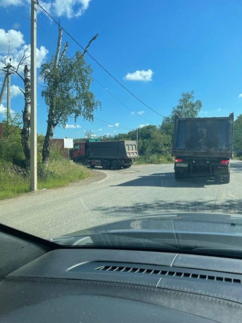 Вот так выглядит «приостановка деятельности» ТПК Волд в деревне Сухарево. Почему ООО ТПК Волд возобновило..