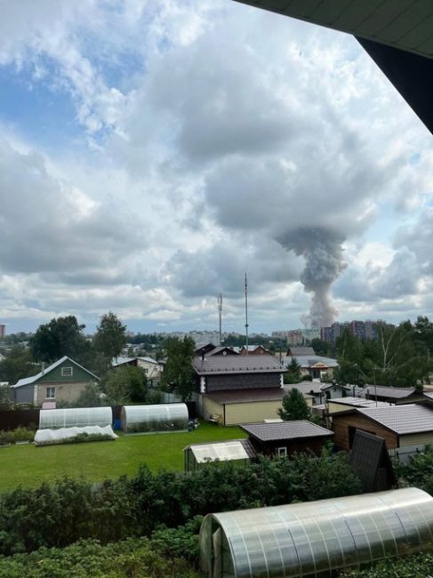 ⚡️На заводе в Сергиевом Посаде произошёл взрыв  Причиной взрыва на заводе в Сергиевом Посаде, по..