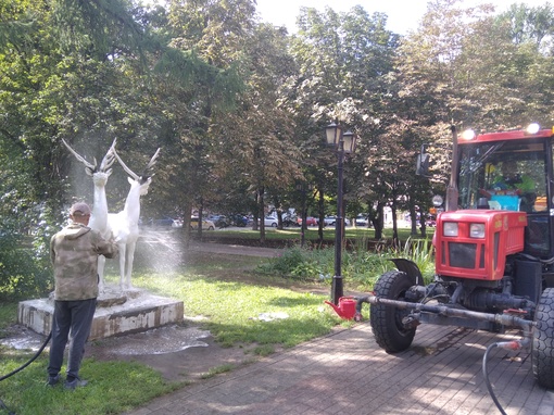 ❤ БОЛЬШУЩАЯ БЛАГОДАРНОСТЬ ❤
ВСЕМ, КТО ПОМОГ ПОЧИНИТЬ И ОТМЫТЬ НАШИХ ОЛЕНЕЙ! 
На прошлой неделе:
 Пришли наши..