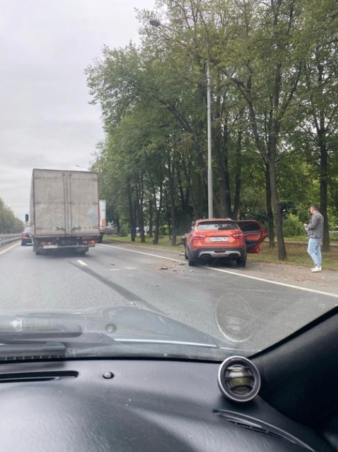 Ознобишино, ДТП.
Фото из чата "Подольск: пробки, засады,..