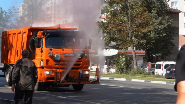 Капелька свежести в такую жару не..