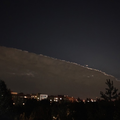 🌑 СУПЕРЛУНИЕ В БАЛАШИХЕ 🌕
Все взоры в небо — в ночь на 31 августа смотрим самое большое полнолуние этого..