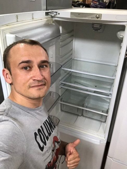 Здравствуйте, дорогие друзья. Меня зовут Дмитрий Фролов. Я мастер по ремонту холодильников. Без посредников...