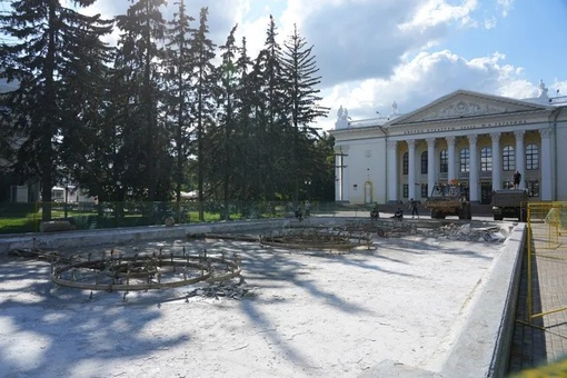 В Сергиевом Посаде запустят главный городской фонтан, расположенный перед Дворцом культуры имени Юрия..