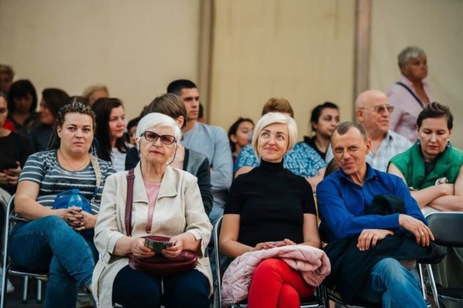 В Пушкино открылся театральный фестиваль   На сцене Летнего театра в городском парке культуры и отдыха в..