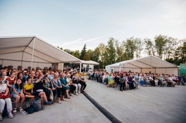 В Пушкино открылся театральный фестиваль   На сцене Летнего театра в городском парке культуры и отдыха в..