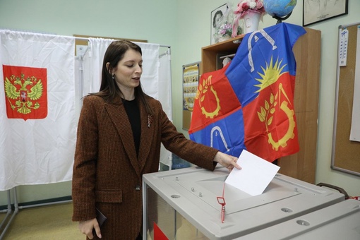ПОЙДЁТЕ ГОЛОСОВАТЬ❓ 
В Балашихе сегодня открылись 183 участковые избирательные комиссии. Мы выбираем..