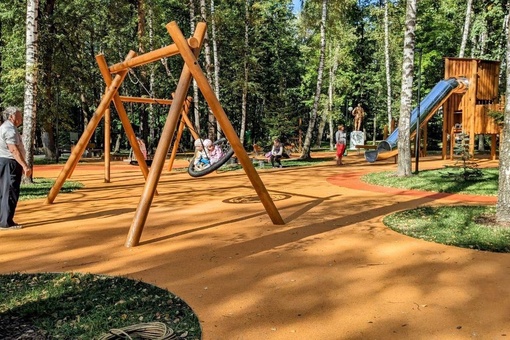 Новая детская площадка в городском парке Красногорска. Делитесь..