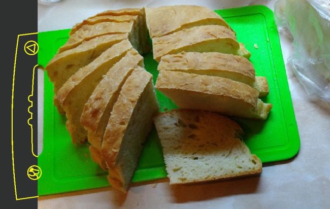 Имею желание узнать есть ли у нас те, кто выпекает не хлебные изделия в хлебопечке (или такие же в духовке), а..
