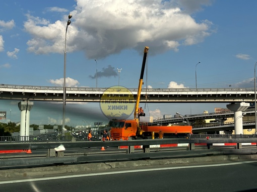 А вот и обещанный ремонт моста Ленинградки над МКАДом… 🫣  Он как раз должен был начаться этой осенью. Уже..