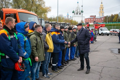 👀 Зампред комитета по ценам и тарифам Подмосковья проверил коммунальную технику в Коломне 
🚜🚛..