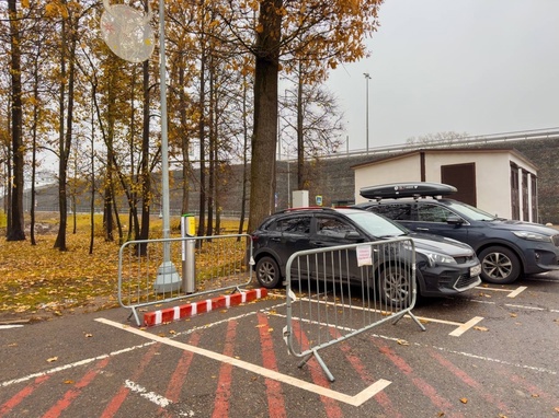 Возле Лазутинской трассы появилась станция зарядки электрокаров..