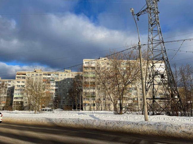 😱Это только начало.. 
Снежный покров в городе сформируется к завтрашнему дню.
К утру 28 октября синоптики..