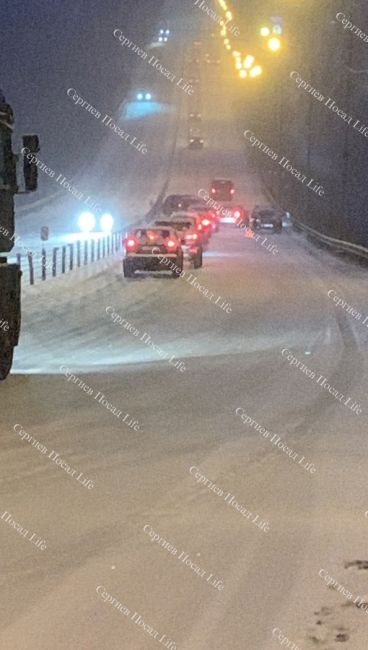 ДТП на мосту стало причиной пробки в районе Вакцины, в сторону..