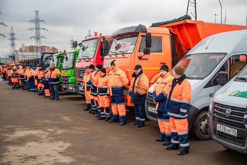 В Одинцово провели ещё один парад коммунальной техники 🚜  Об этом рассказала руководитель Главного..