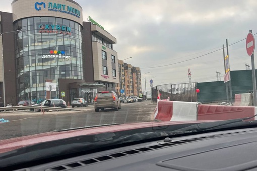«…➡В микрорайоне «Мытищи Лайт» действует один въезд и единственный выезд на трассу…» 
Господа, исправьте..