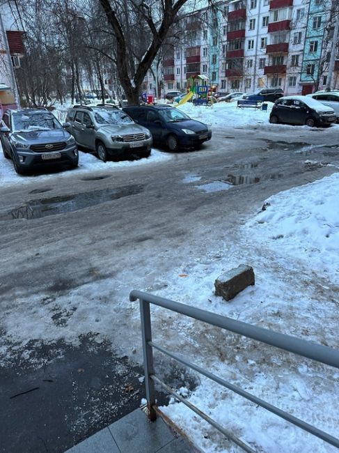 Bozhidara Angelova  Уважаемый Николай Ханин прежде чем уверять жителей города, что у вас все под контролем, обратите..