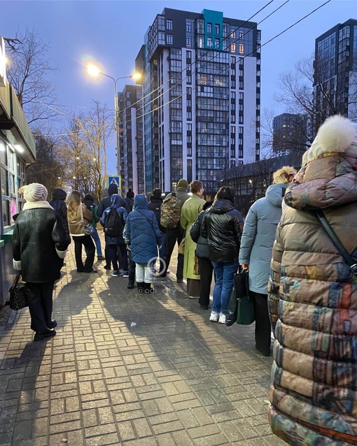 Проблемы с долгим ожиданием автобуса замечены и в самом Одинцово 🙁  Об этом сообщила подписчица «Типичное..