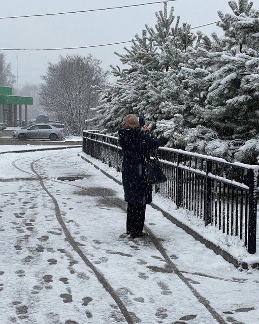 К выходным в городе резко похолодает до -9 градусов. В конце рабочей недели синоптики обещают снег, а в..