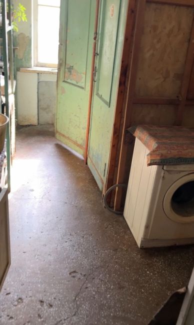 УЖАСНЫЕ УСЛОВИЯ ДЛЯ ПРОЖИВАНИЯ! 😡
Вот в каких условиях живут люди в России Московской области г Балашиха..