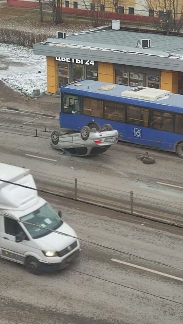 Орджоникидзе у ЗИО.
Фото из чата "Подольск: пробки, засады,..