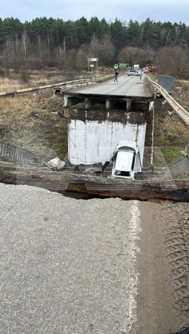 Подготовил депутатский запрос Губернатору Московской области Воробьеву А. Ю., Мэру Г. Москвы Собянину С. С. о..