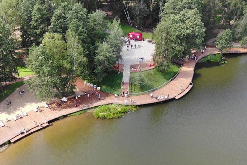 Парк Толстого на 2 месте среди самых посещаемых парков Подмосковья за первую неделю ноября 🥈  Первое место у..