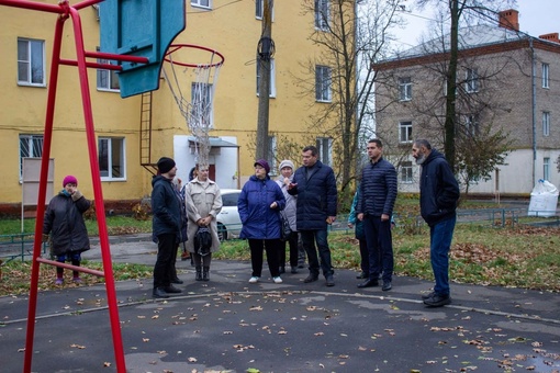 ⚡ Шлагбаум может появиться во дворе дома на ул. Гражданской 
Глава городского округа Коломна Александр..