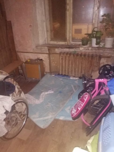 УЖАСНЫЕ УСЛОВИЯ ДЛЯ ПРОЖИВАНИЯ! 😡
Вот в каких условиях живут люди в России Московской области г Балашиха..