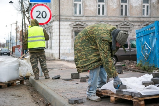 ⚡ Работы у Арт-квартала «Патефонка» должны завершить в декабре 
В Коломне продолжается благоустройство..