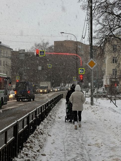 В выходные потеплеет. По прогнозам синоптиков, в воскресенье столбики термометров поднимутся до +3..