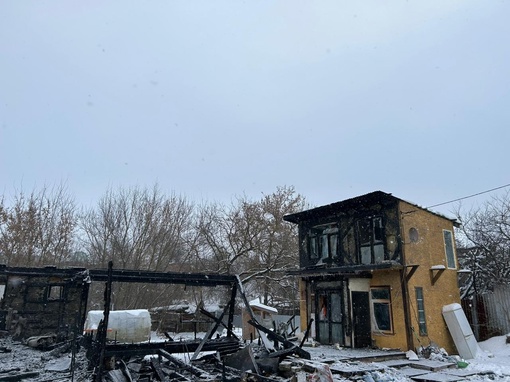 ⚡ Один человек погиб и один пострадал при пожарах в Коломне 
Серьезный пожар произошел минувшей ночью на..