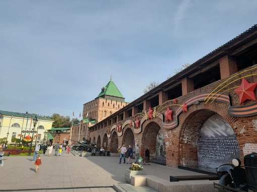 Нижегородская область. Новгородский Кремль - могучая крепость на берегу реки Волги 
Нижегородский Кремль -..