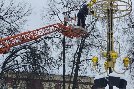 Детские горки, олени и гигантская елка появятся на Фонтанной площади в Ногинске.  В Ногинск вместе с..