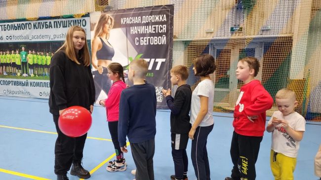 В Пушкино прошла новогодняя эстафета для детей из замещающих и малообеспеченных..