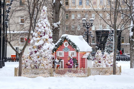 🎄 Сказочные «дворики» на Тверском бульваре.  Фото: Светлана..