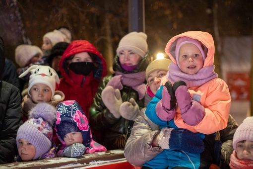 Ледовое гала-шоу заслуженного мастера спорта, серебряного призера зимних Олимпийских игр Ильи Авербуха..