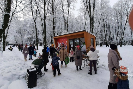 В Щёлковском парке продолжают радовать..