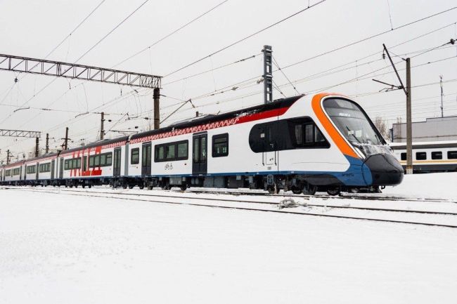 На участке «Нахабино» – «Волоколамск» – «Нахабино» проходит обкатку без пассажиров новый поезд «Иволга..