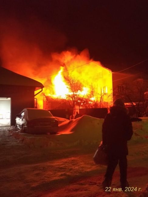 👨‍🚒ПОЖАР ЛИКВИДИРОВАН В БАЛАШИХЕ
22 января в 18 часов 30 минут произошел пожар в жилом доме по адресу:..