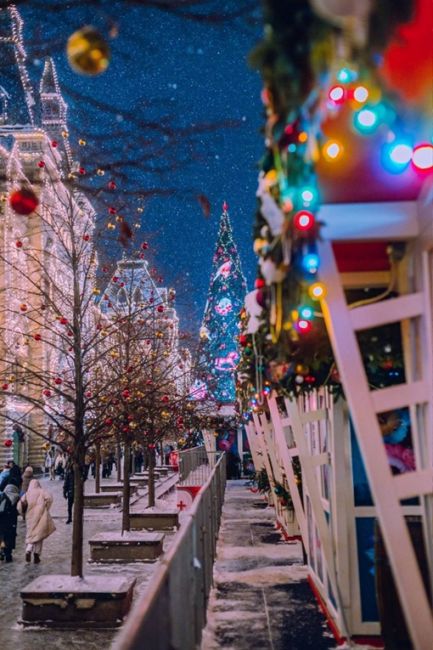 Снежная, праздничная Москва.  Фотограф Евгения..