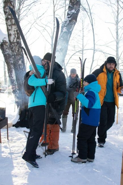 ⛷ В воскресенье в коломенском парке 50-летия Октября состоялись соревнования по лыжному ориентированию,..